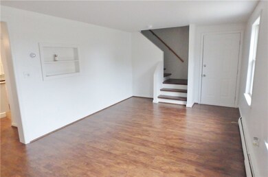 46 Hewett St unit 1, Warwick, RI 02889 - photo 5