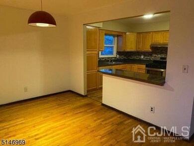 34 W 17th St unit 2, Linden, NJ 07036 - photo 3