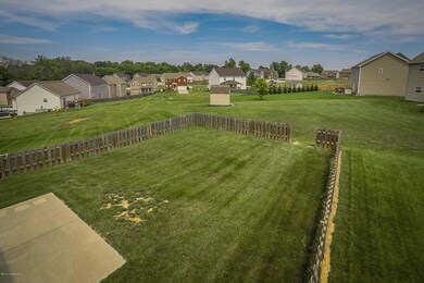 10703 Evanwood Dr, Louisville, KY 40228 - photo 7