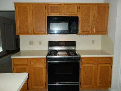 3908 Lee Ln, Pearland, TX 77584 - photo 7