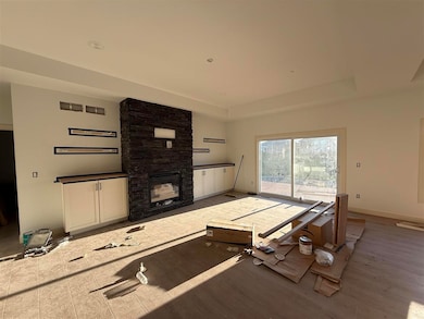 715 Cedar Bend Dr, Solon, IA 52333 - photo 4