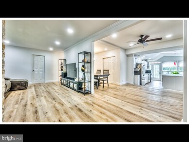 2215 Pleasant Dr, Catonsville, MD 21228 - photo 2