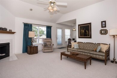 High ceilings, neutral decor