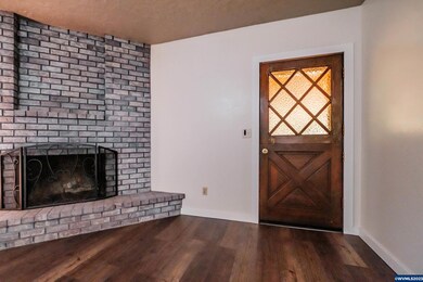 21720 Gooseneck Rd, Sheridan, OR 97378 - photo 4