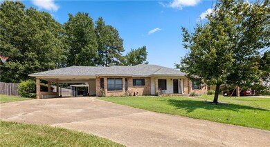 348 Twin Oaks Rd E, Pineville, LA 71360 - photo 2