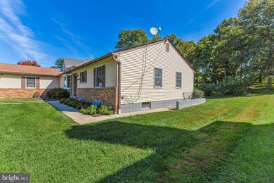 14813 Carson Dr, Burtonsville, MD 20866 - photo 5