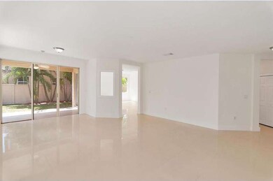 11352 NW 46th Ln, Doral, FL 33178 - photo 6