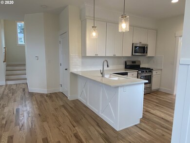 92 SW Driftwood Ln, Lincoln City, OR 97367 - photo 3