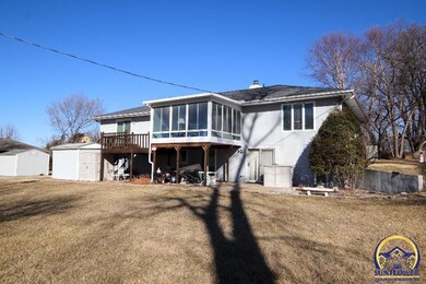 8517 SW 21st St, Topeka, KS 66615 - photo 6