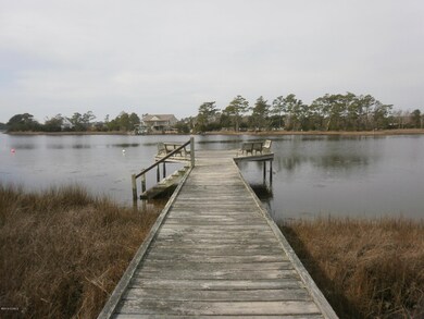 Community pier