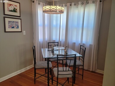 402 SW 2nd Ave, Canby, OR 97013 - photo 4