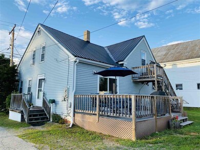 21 Bunker Hill St, Lancaster, NH 03584 - photo 3