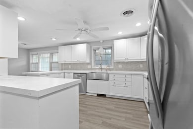 95 Royal Rd, Brockton, MA 02302 - photo 5