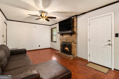 1239 Sharonton Dr, Stone Mountain, GA 30083 - photo 4
