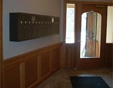 41 Commonwealth Ave unit 10, Chestnut Hill, MA 02467 - photo 6