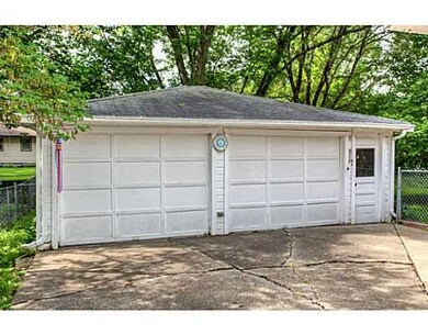 Parking Lot/Garage.