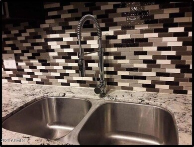 Kitchen Backsplash