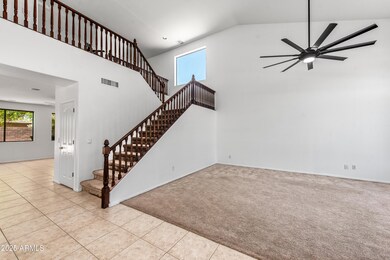 04-Living Room & stairs