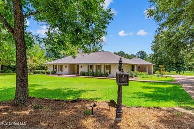 2-web-or-mls-335 Glenfield-2