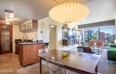 Furnished Mid-Century Condo!