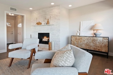 3909 Glenridge Dr, Sherman Oaks, CA 91423 - photo 7