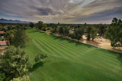002_Golf Course View