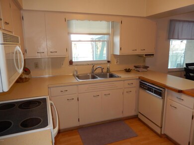 5790 Loganwood Rd, Columbus, OH 43229 - photo 6