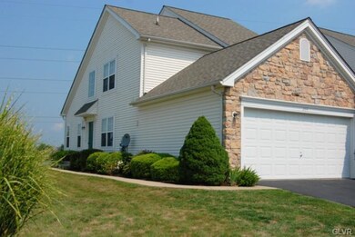 264 Park Ridge Dr, Easton, PA 18040 - photo 3