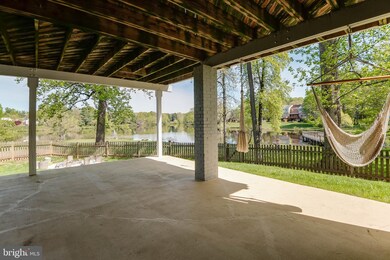 9400 Raintree Rd, Burke, VA 22015 - photo 7