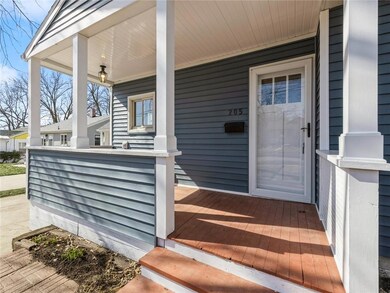 205 E 19th St S, Newton, IA 50208 - photo 3