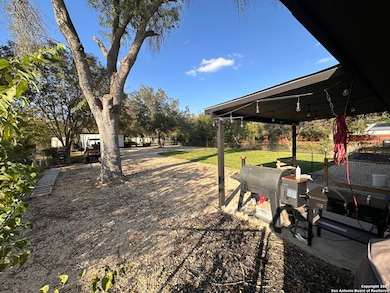 1706 24th St, Hondo, TX 78861 - photo 5