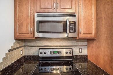 Totten Pond Village unit 38C, Waltham, MA 02451 - photo 5