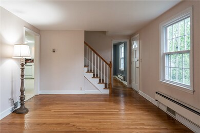 178 Chapmans Ave, Warwick, RI 02886 - photo 6