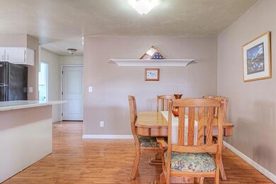 2070 NW Hawthorne Ave, Grants Pass, OR 97526 - photo 5