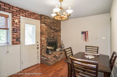 _RMJ1342 dining area