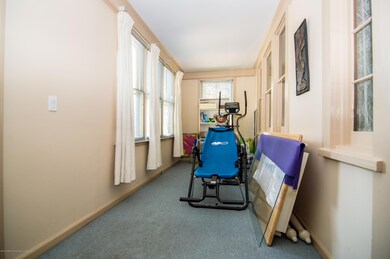 218 Decker Avenue-1