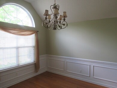 Formal Dining