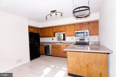 320 Manor Ln unit 11, King of Prussia, PA 19406 - photo 3