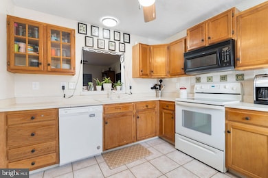 520 Kingdom Ct, Odenton, MD 21113 - photo 5