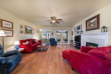 226 Odell St, Cleburne, TX 76033 - photo 3