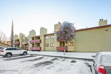 04-Front Exterior_SLS_-0761