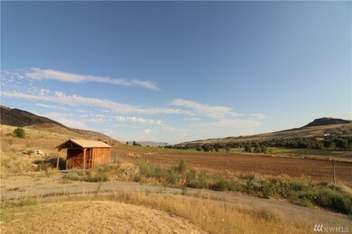 6 Crowsnest Rd, Riverside, WA 98849 - photo 7