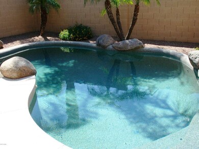 Pebble tech playpool to cool off in