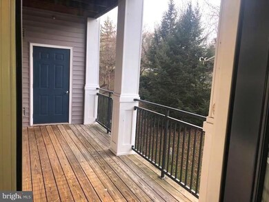 20451 Chesapeake Square unit 203, Sterling, VA 20165 - photo 3
