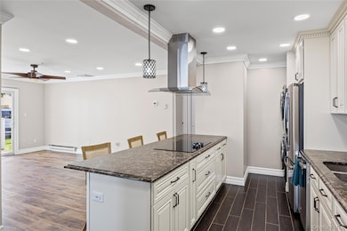 204 Bentley Ct E unit B204, Saint James, NY 11780 - photo 5