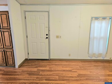 612 N Cascade (#25) Dr unit 25, Woodburn, OR 97071 - photo 5