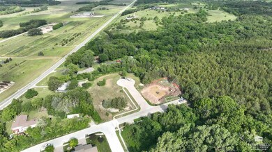 5408 Lansdowne Cir, Manhattan, KS 66503 - photo 5