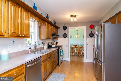 720 Streaker Rd, Sykesville, MD 21784 - photo 3