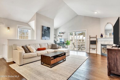 14 Ellis Ave unit 8, Saratoga Springs, NY 12866 - photo 4