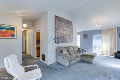 11811 Cleaver Dr, Bowie, MD 20721 - photo 5